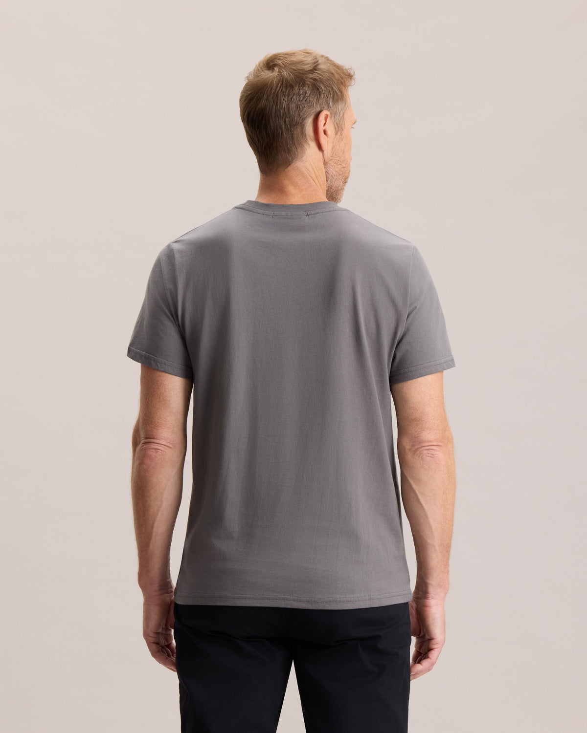 ESSENTIAL SLIM TEE