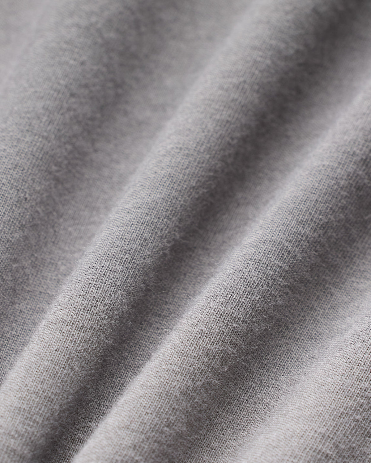 ESSENTIAL SLIM TEE