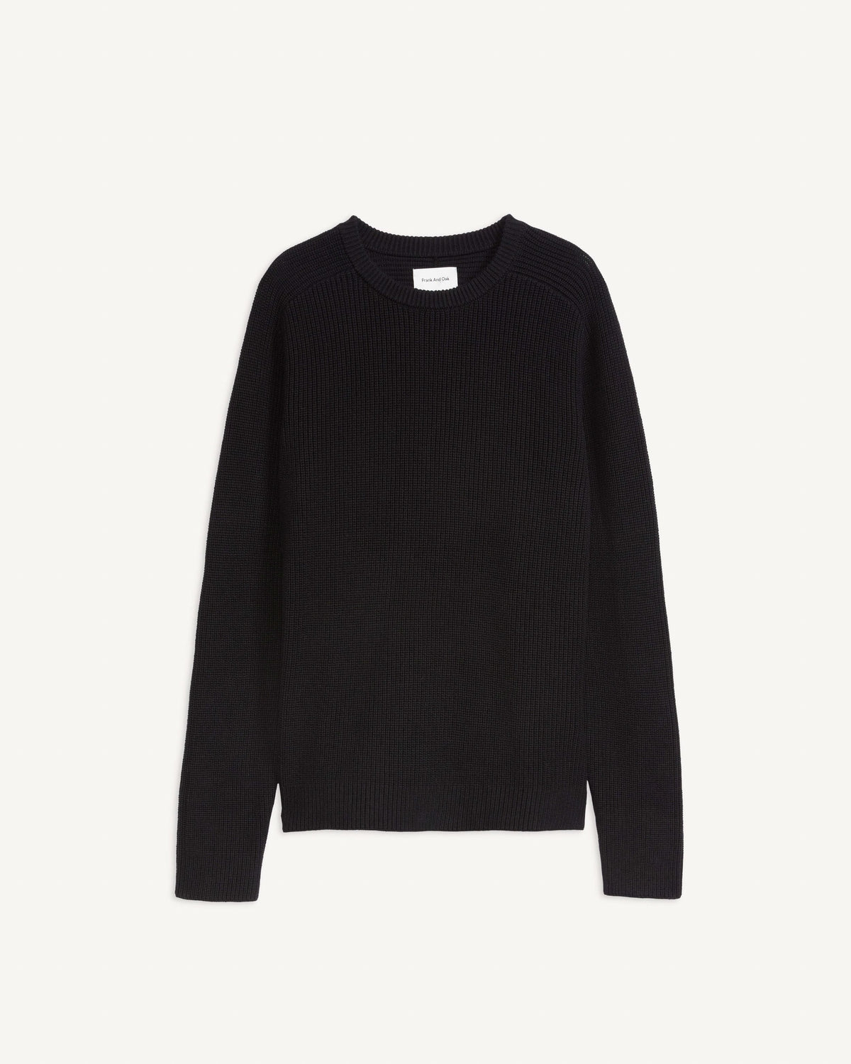 ESSENTIAL CREWNECK SWEATER