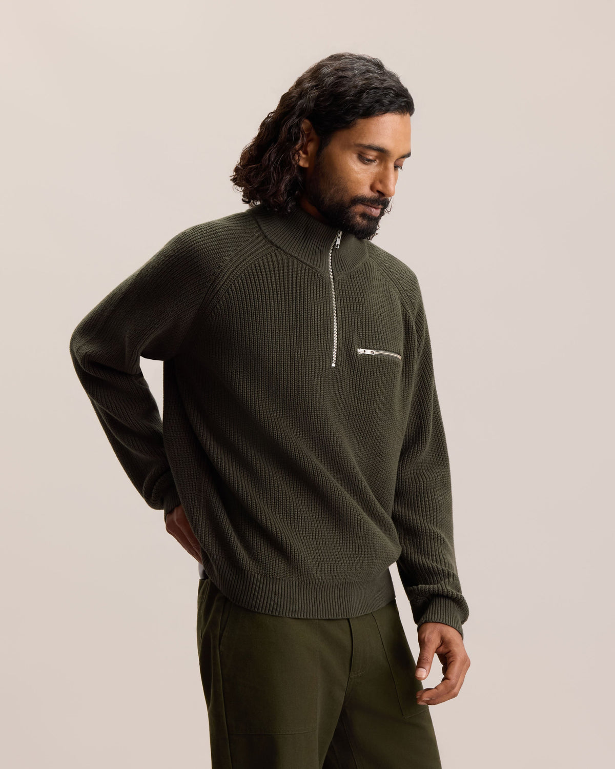 ESSENTIAL QUARTER-ZIP SWEATER