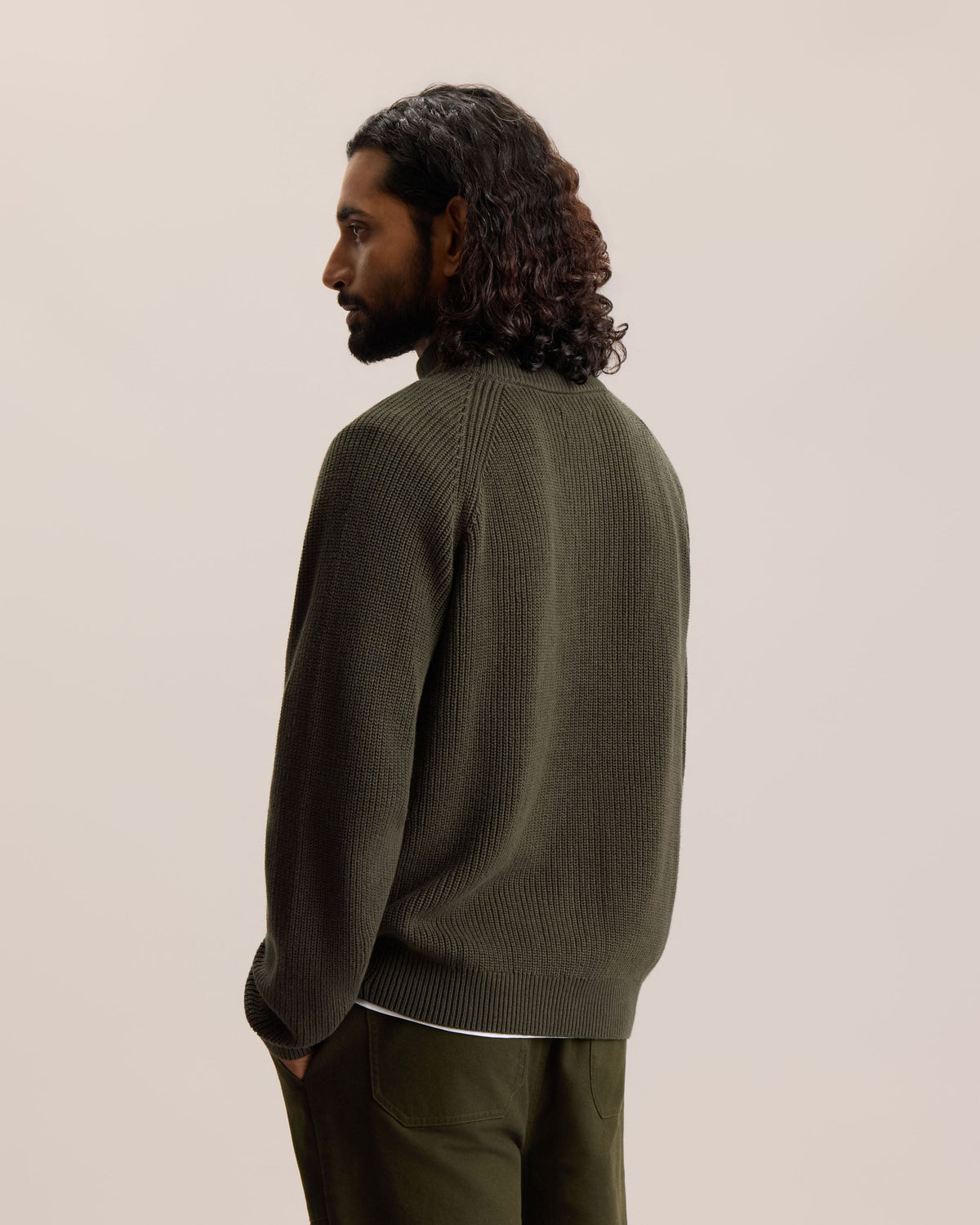 ESSENTIAL QUARTER-ZIP SWEATER